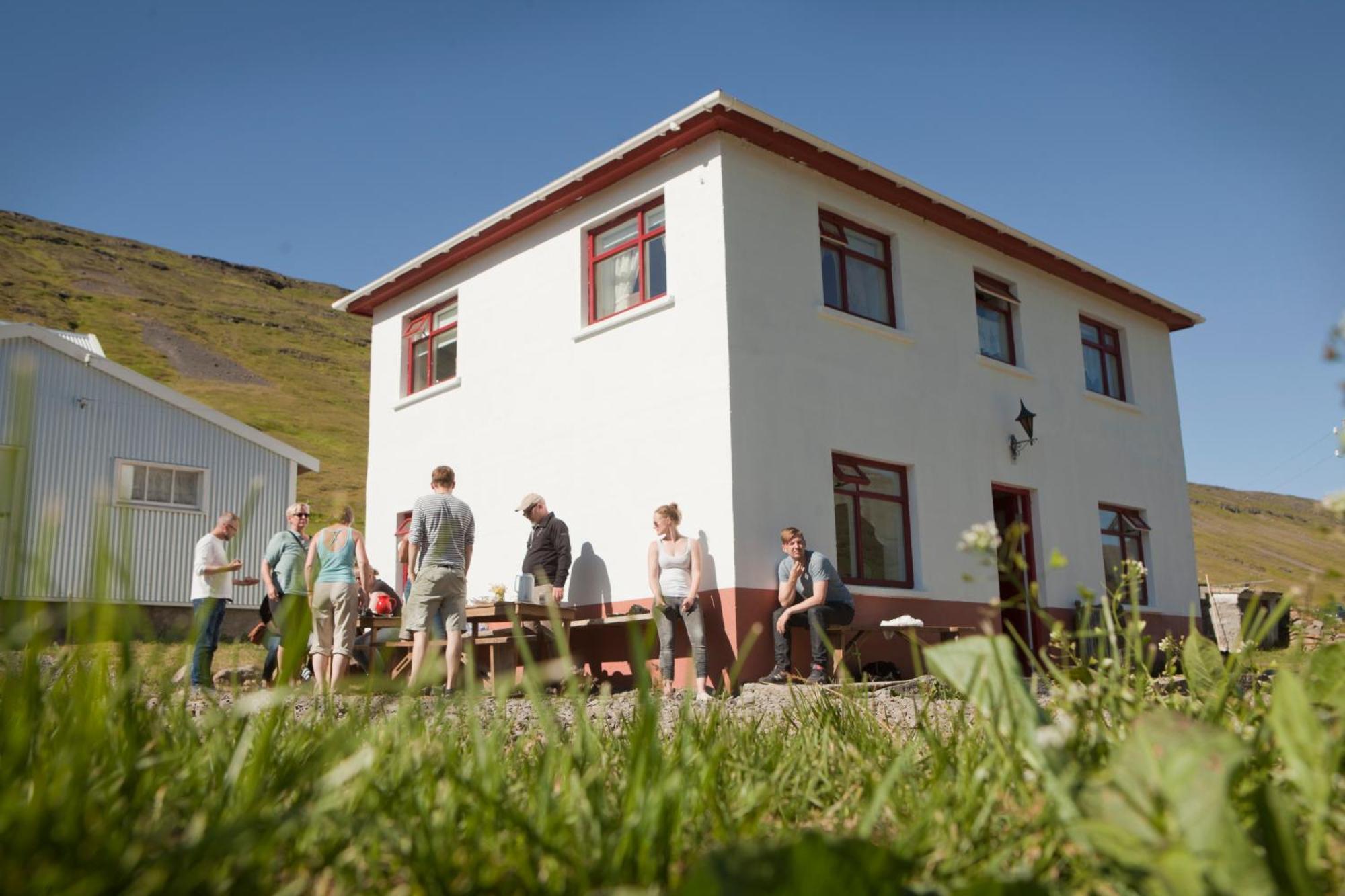 Wilderness Center / Obyggthasetur Islands Hotel Exterior foto
