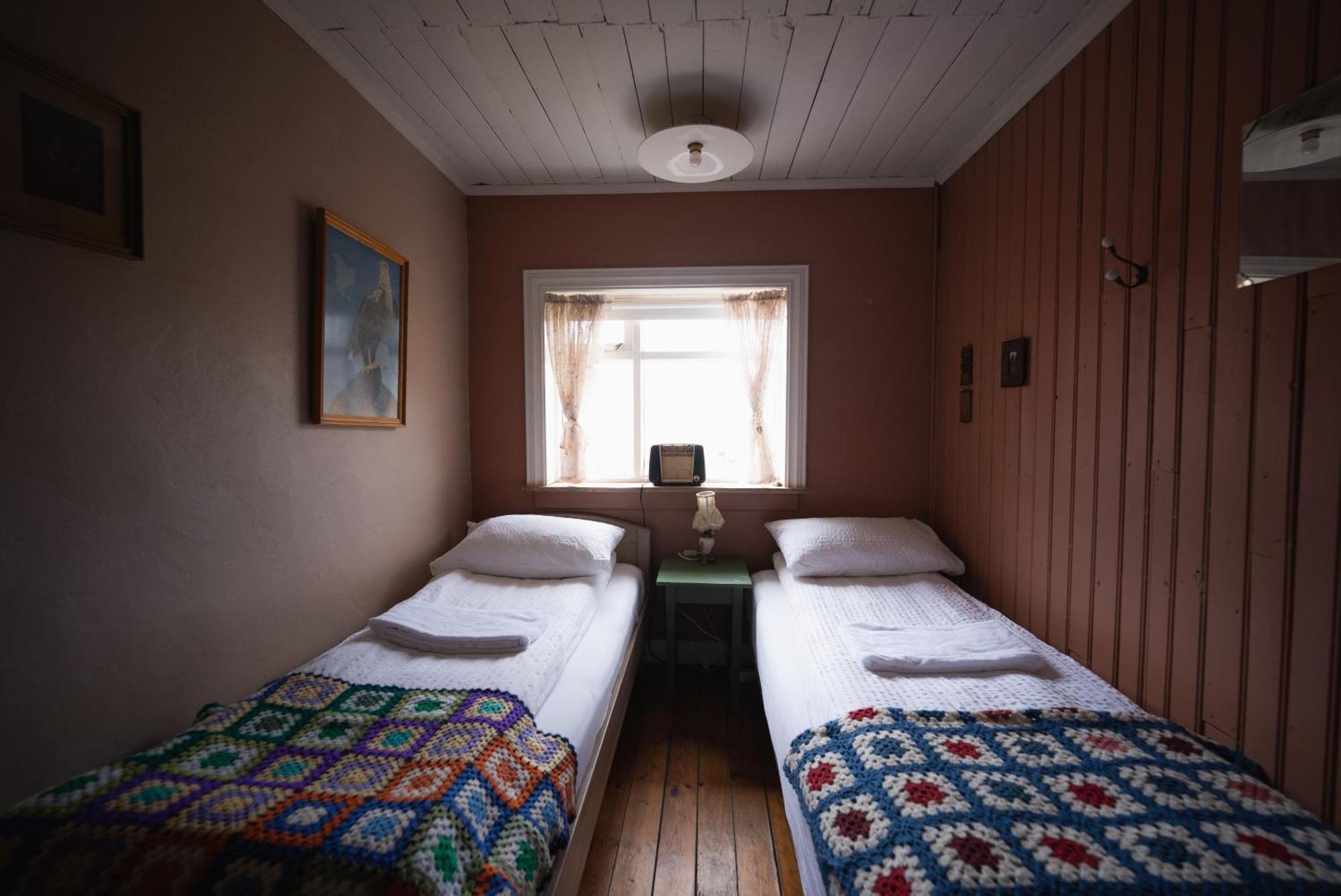 Wilderness Center / Obyggthasetur Islands Hotel Exterior foto