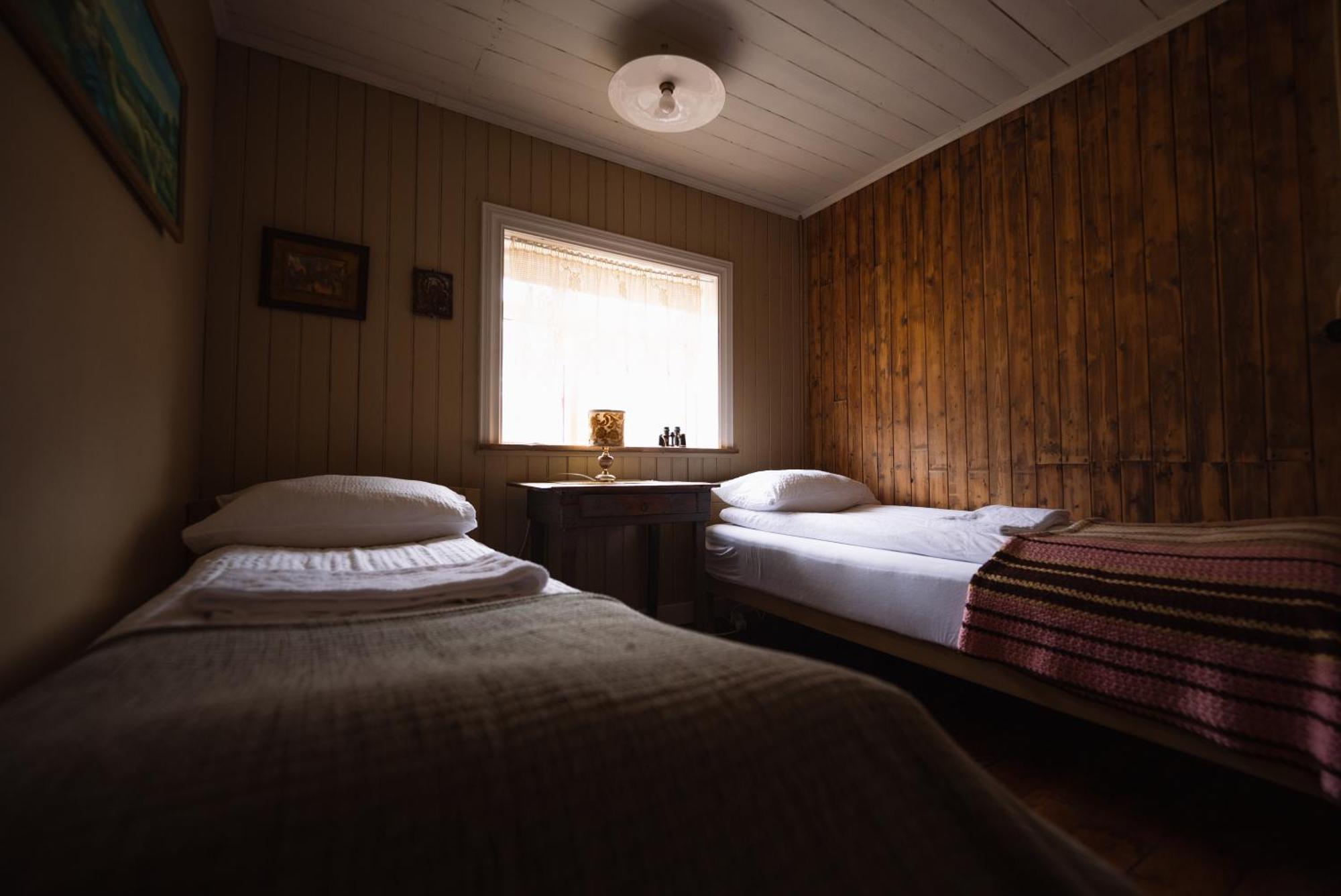 Wilderness Center / Obyggthasetur Islands Hotel Exterior foto