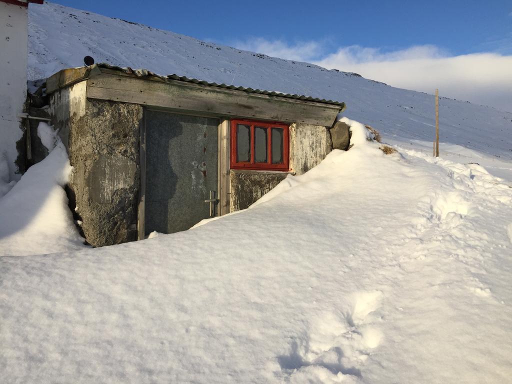 Wilderness Center / Obyggthasetur Islands Hotel Exterior foto